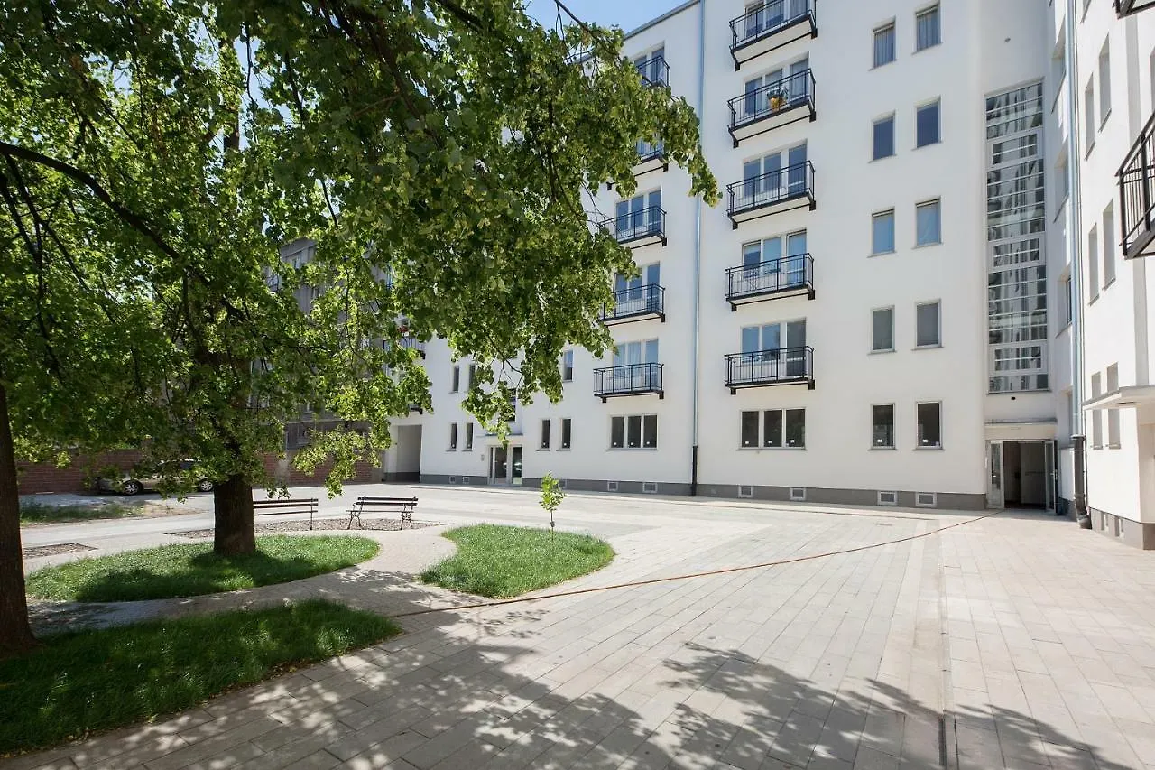 Shortstaypoland Srodkowa وارسو بولندا